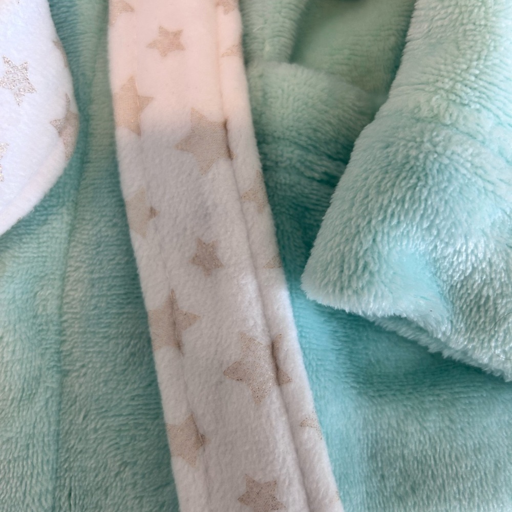 ❤️5 For $20❤️ Unicorn Hooded Pajama Robe Light Blue w Fringe w Pockets Size 6X❤️ - Picture 3 of 9